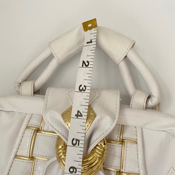 (R) Vintage Gold and White Geometric Pattern Purse With Removable Strap - Picture 14 of 16